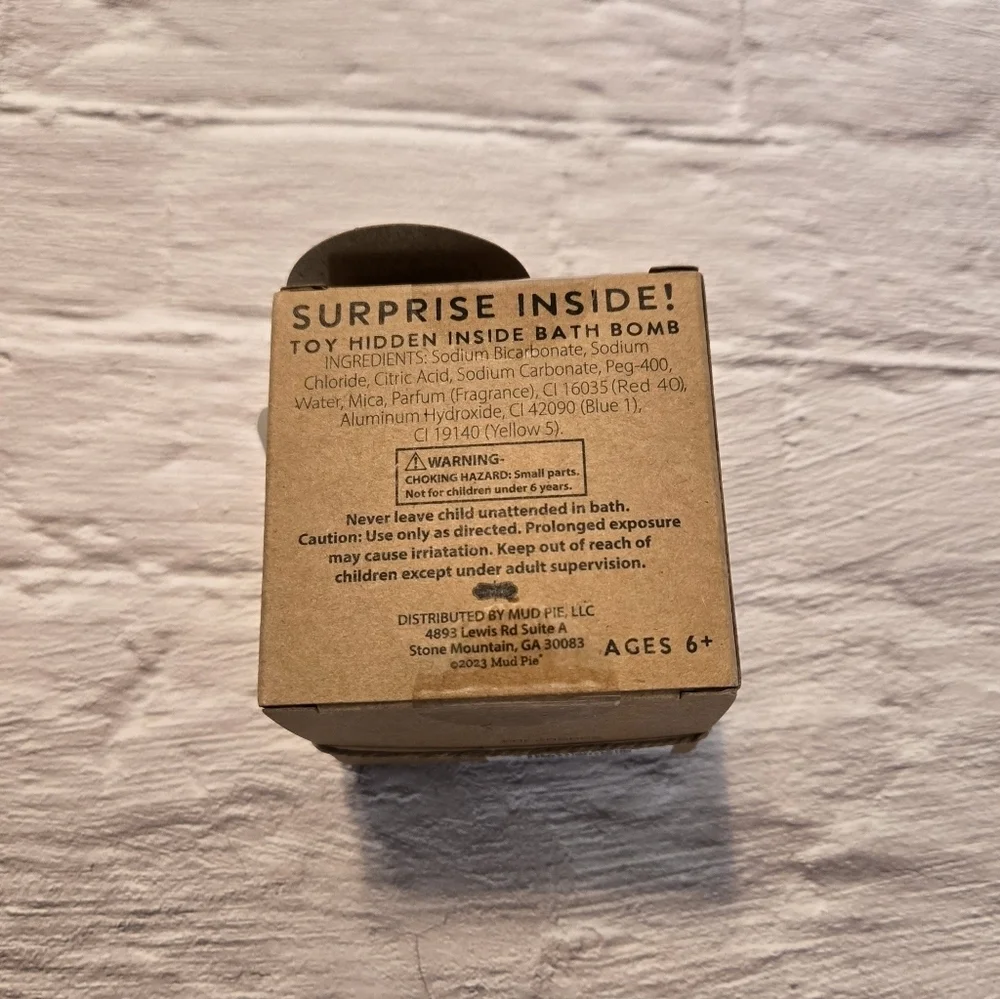 Mud Pie bath bomb toy inside
